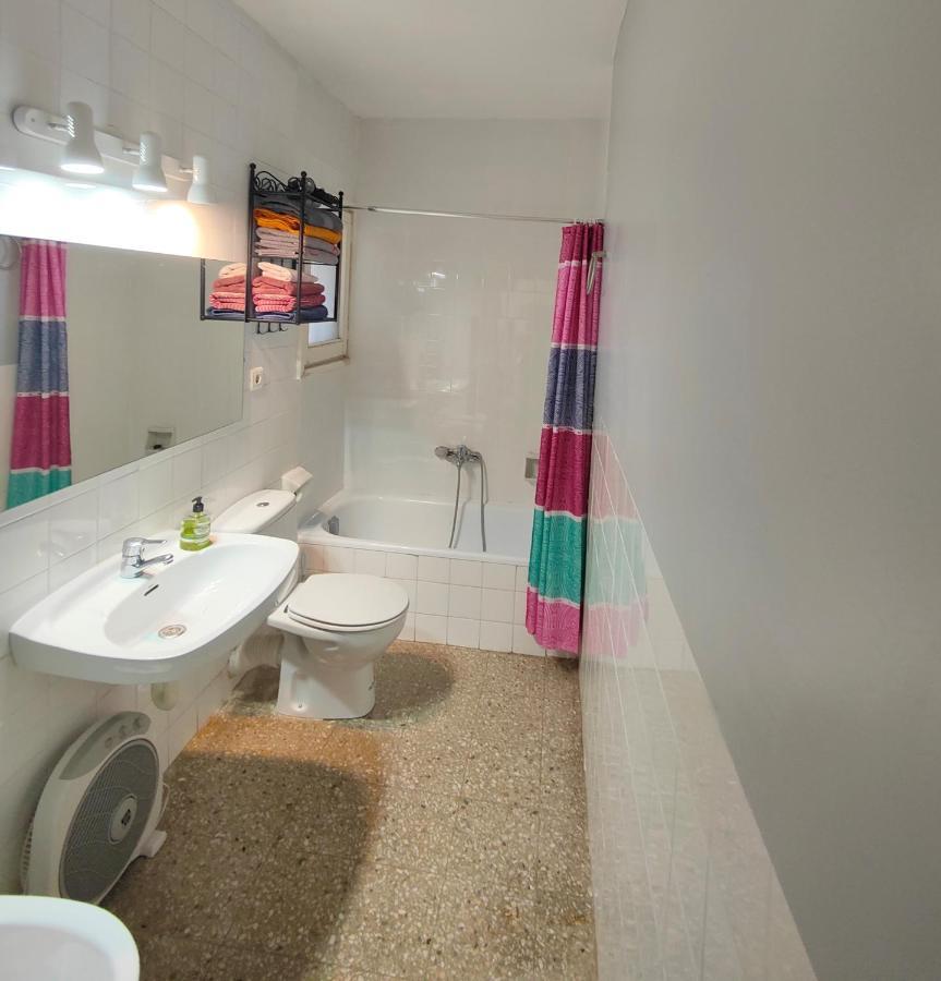 Apartamiento Mediterrani,Vistas Al Mar,Piscina! Villafortuny Bagian luar foto